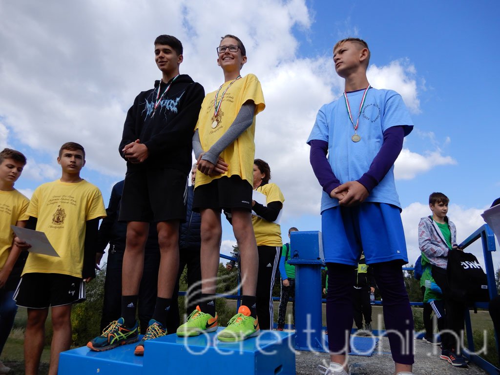 Mezei futóbajnokság Berettyóújfaluban 131